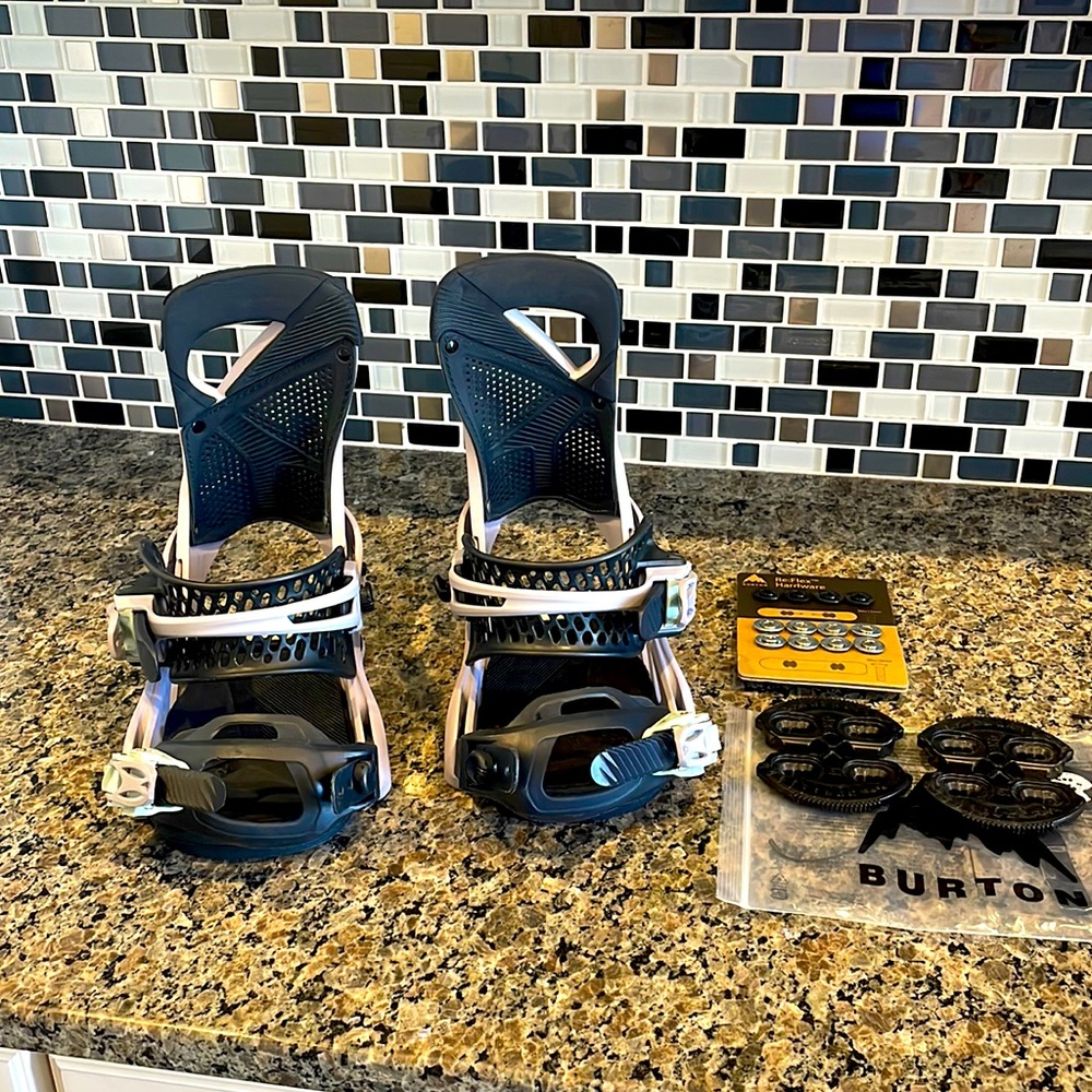 Burton Lexa Women’s Snowboarding Bindings